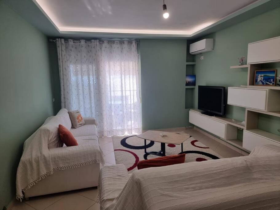 Two Suns Apartament Sarandë Exterior foto